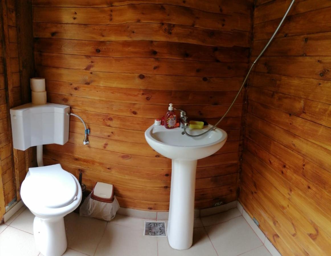 Edelweiss Guesthouse, Glamping And Camping Suhaia Extérieur photo