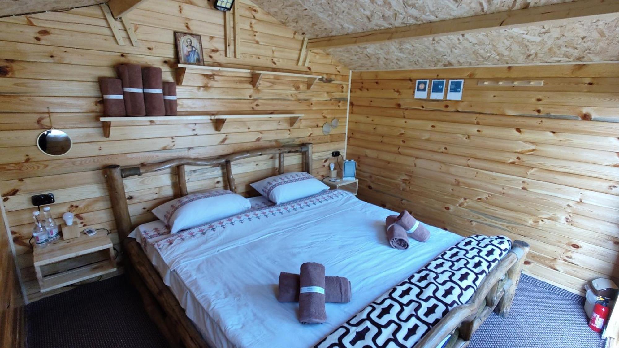 Edelweiss Guesthouse, Glamping And Camping Suhaia Extérieur photo